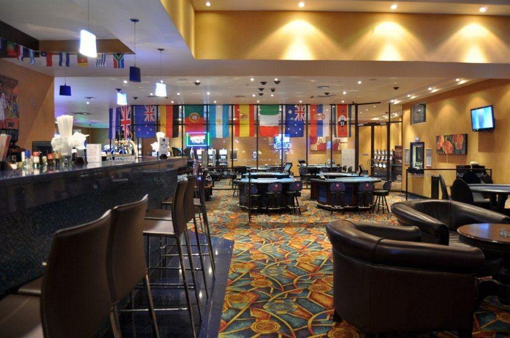 Happy Valley Hotel And Casino Езулвини Екстериор снимка